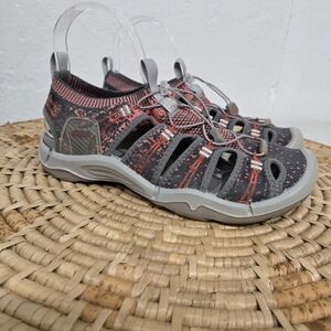 Keen Gray Coral Water Close Toe Sandals 9